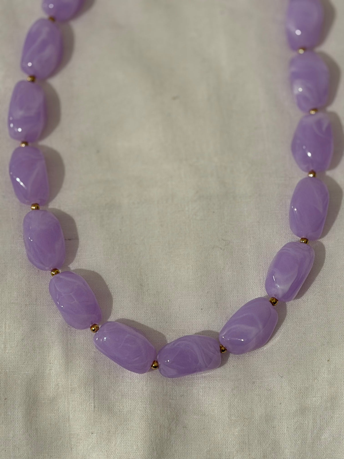 Chunky lila kralen ketting