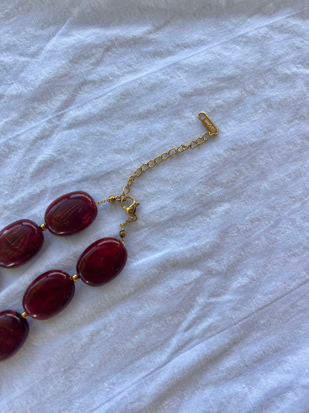 Rode kralen ketting