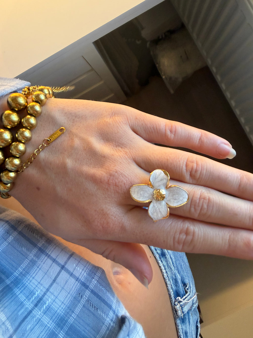 Flower ring