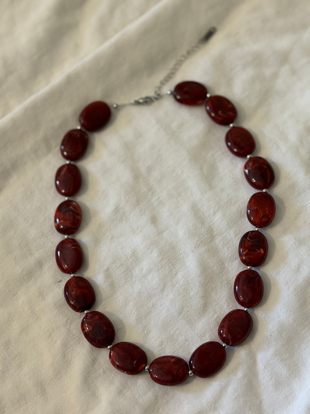 Rode kralen ketting