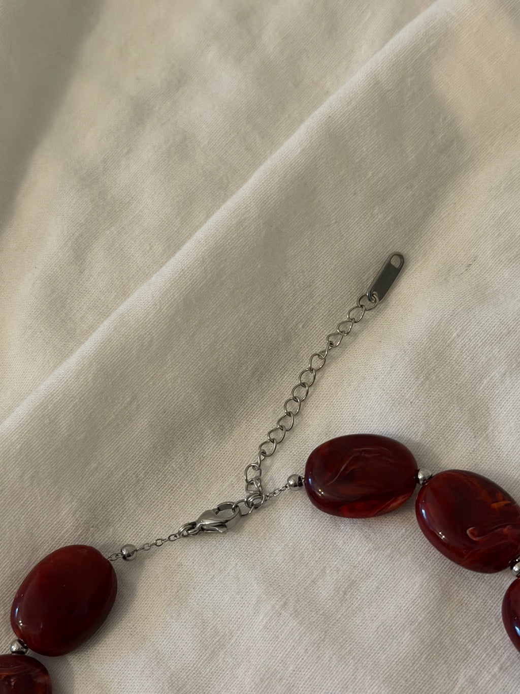 Rode kralen ketting